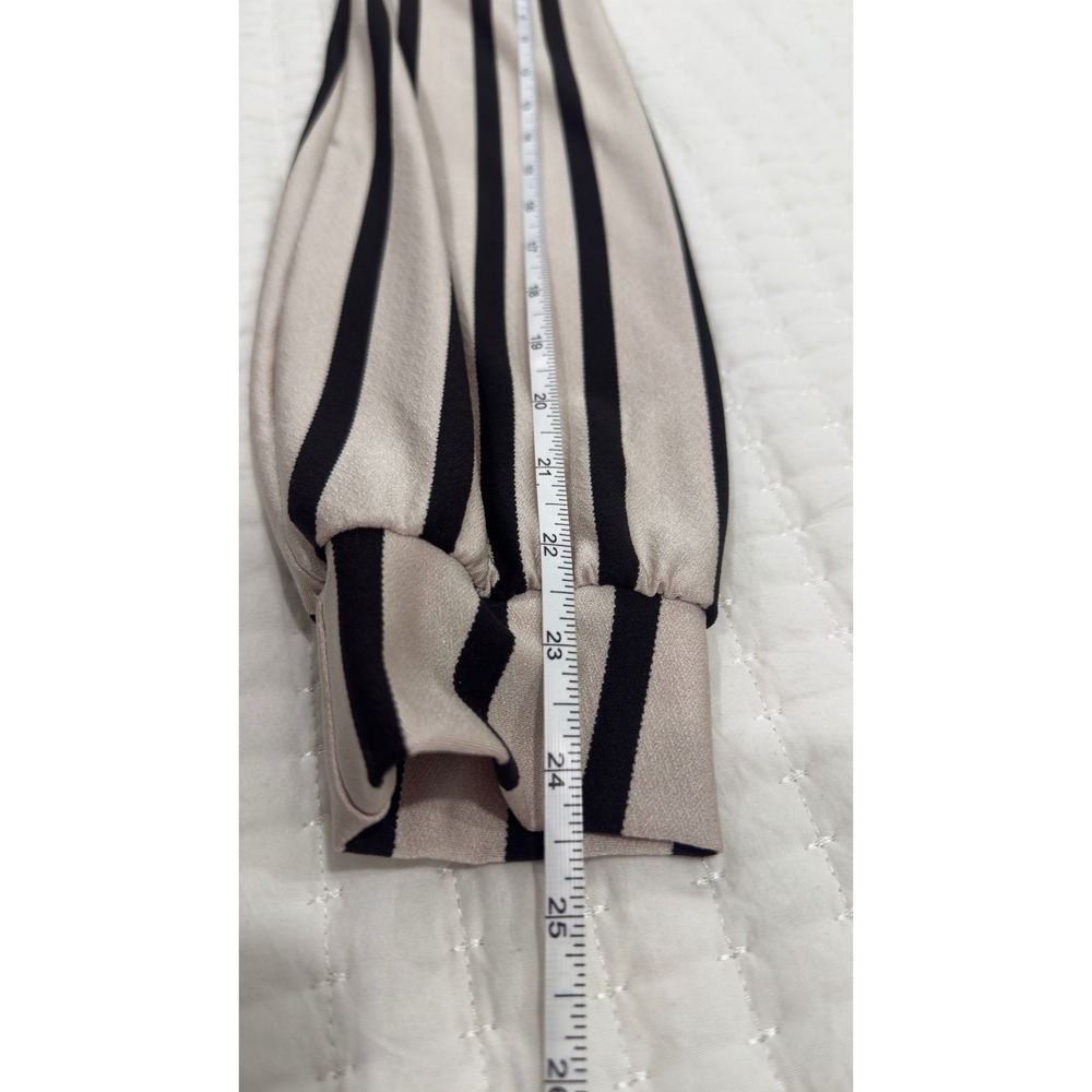 Fashion Nova Tan‎ Black Striped Wide Leg Wrap Jumpsuit Long Sleeve Medium - Picture 6 of 8